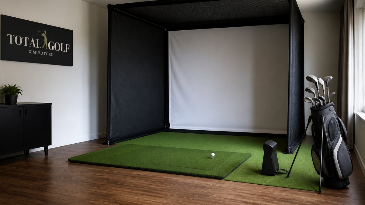 5 Best Golf Simulator Enclosures for Tight Spaces