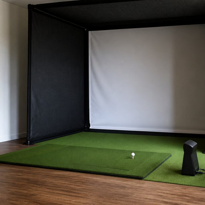 5 Best Golf Simulator Enclosures for Tight Spaces